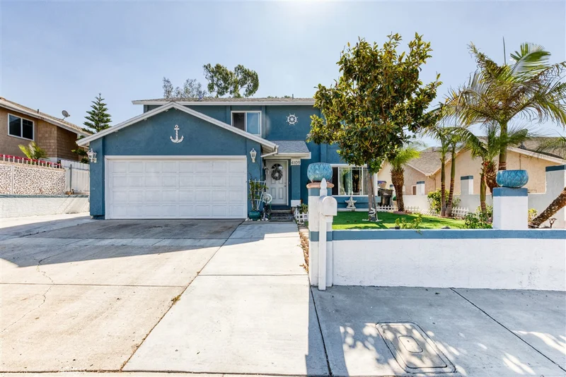 4109 Via Del Bardo, San Ysidro, CA 92173