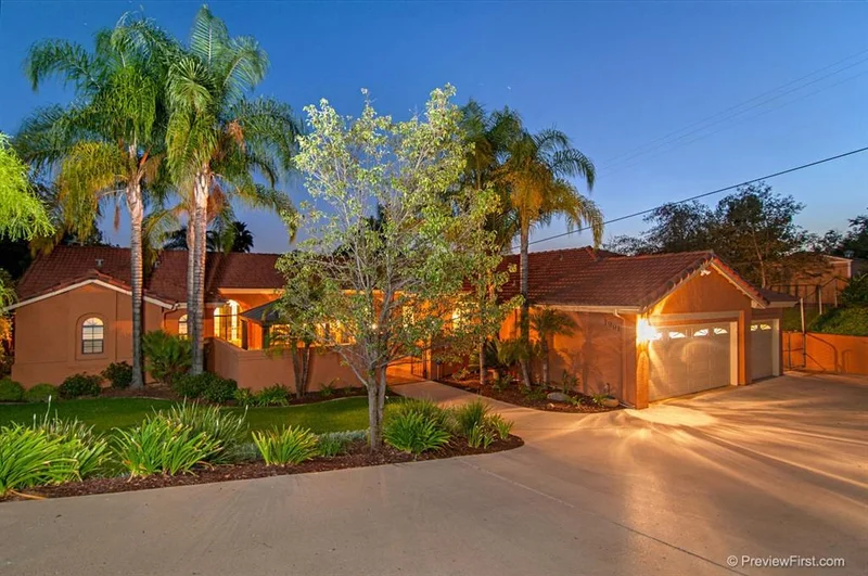 1901 Verde Glenn, El Cajon, CA 92019