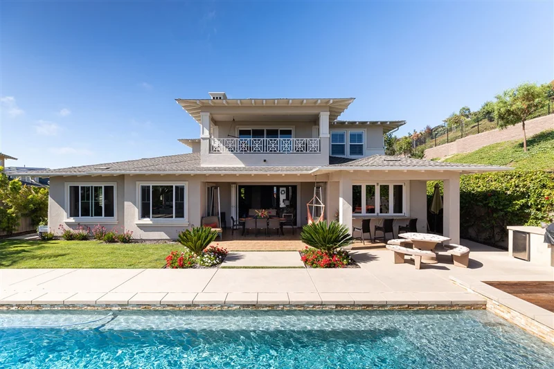 621 Polaris Dr, Encinitas, CA 92024