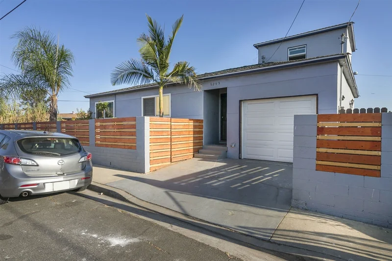 5243 Landis St, San Diego, CA 92105