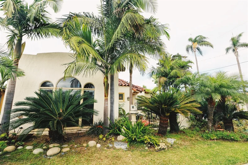 1002 Alberta Place, San Diego, CA 92103