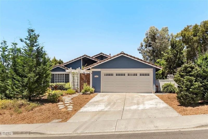 11815 Semillon Boulevard, San Diego, CA 92131