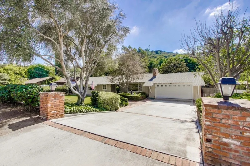 4338 Acacia Ave, Bonita, CA 91902