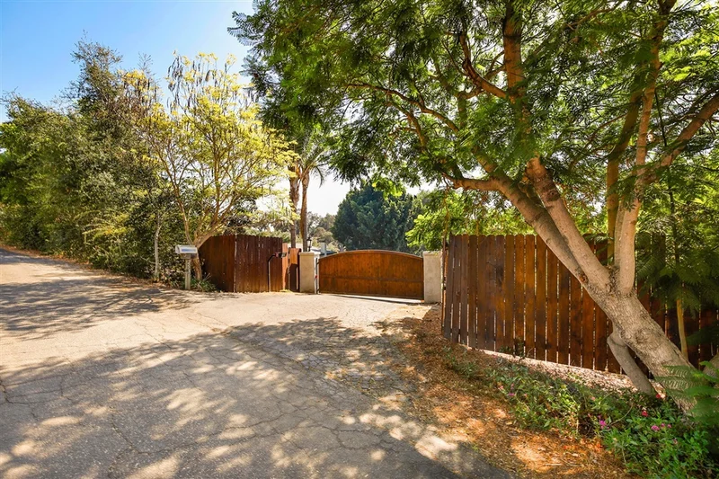 2531 Los Alisos S, Fallbrook, CA 92028