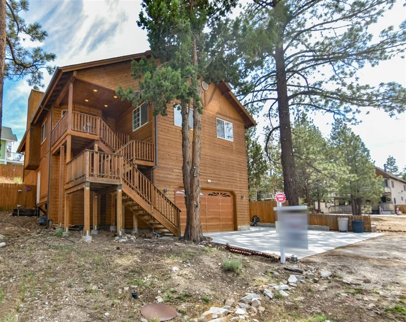 2734 Mahogany Ln, Big Bear, CA 92314