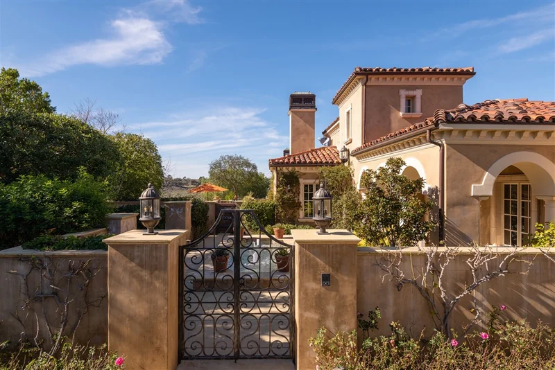 18656 Via Catania, Rancho Santa Fe, CA 92091