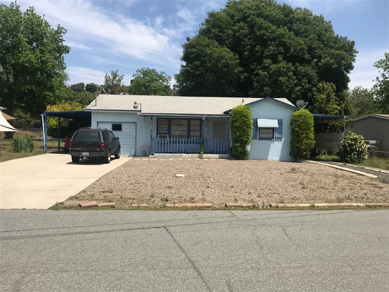 4125 Citradora Dr, Spring Valley, CA 91977