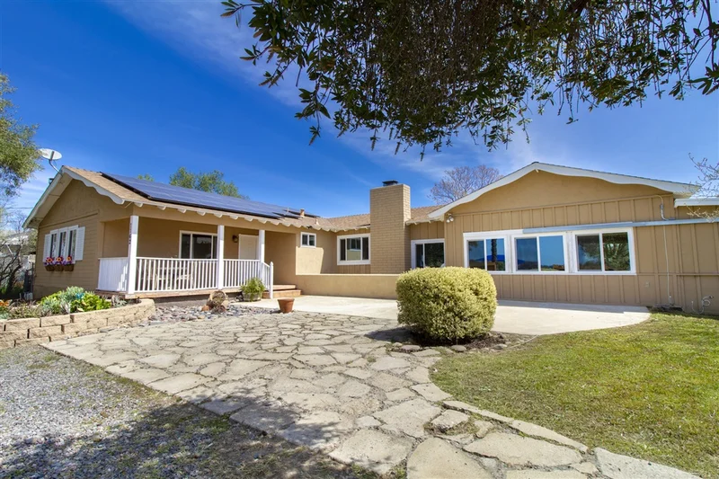 1162 San Vicente Rd, Ramona, CA 92065