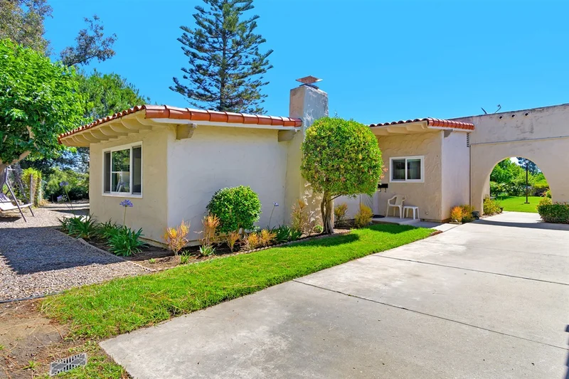12542 Rios Rd, San Diego, CA 92128