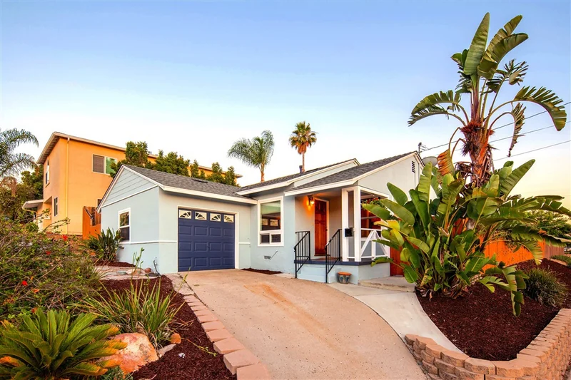 8701 Elden St, La Mesa, CA 91942