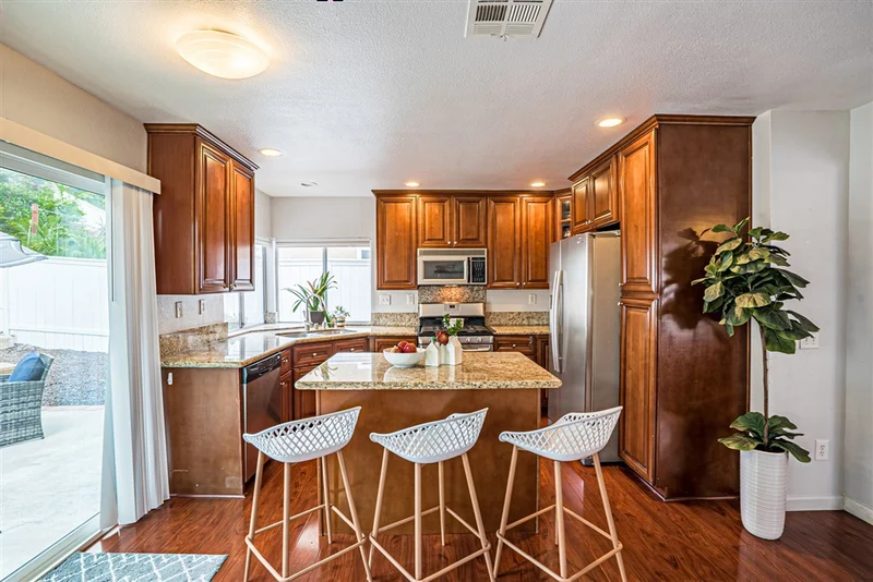 853 Southshore Drive, Chula Vista, CA 91913