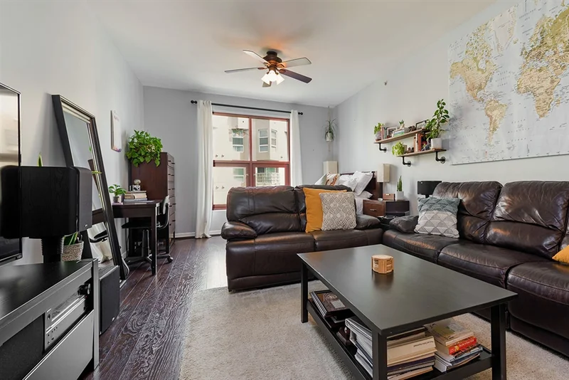 1150 J Street #602, San Diego, CA 92101