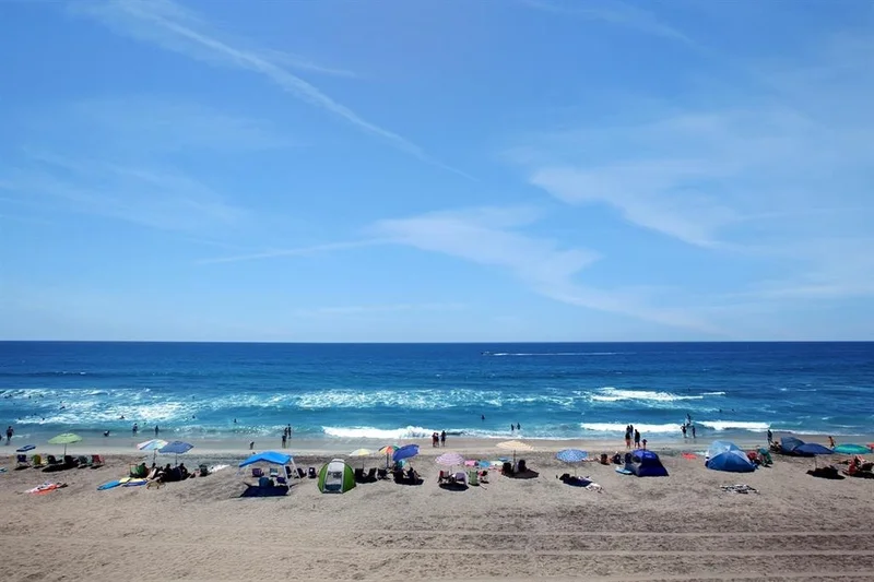 2955 Ocean St. #11, Carlsbad, CA 92008