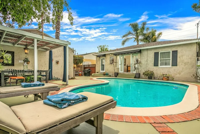 2529 32nd St, San Diego, CA 92104