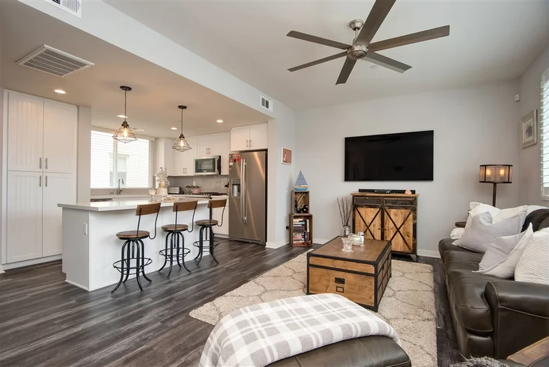 1125 S Cleveland Street #103, Oceanside, CA 92054