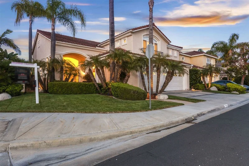 5230 Vallery Ct, San Diego, CA 92130
