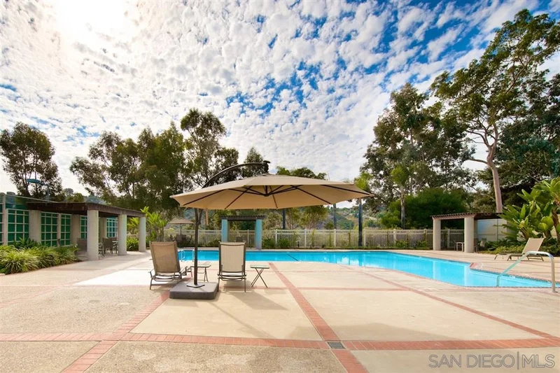 2760 Ariane Dr #103, San Diego, CA 92117