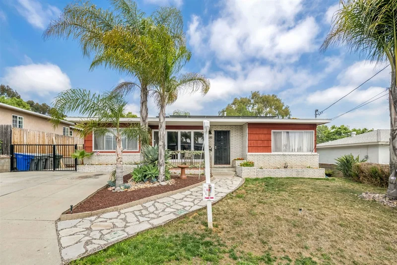 4531 Terry Lane, La Mesa, CA 91942