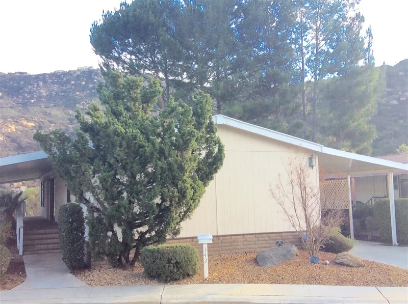 8975 Lawrence Welk Drive #342, Escondido, CA 92026