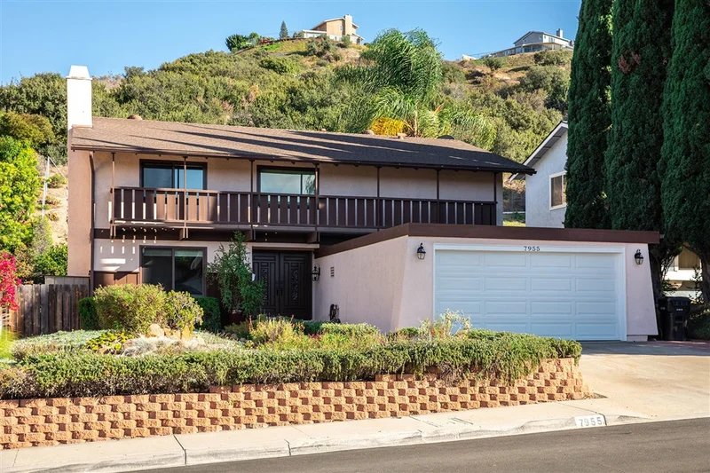 7955 Hillandale Dr, San Diego, CA 92120
