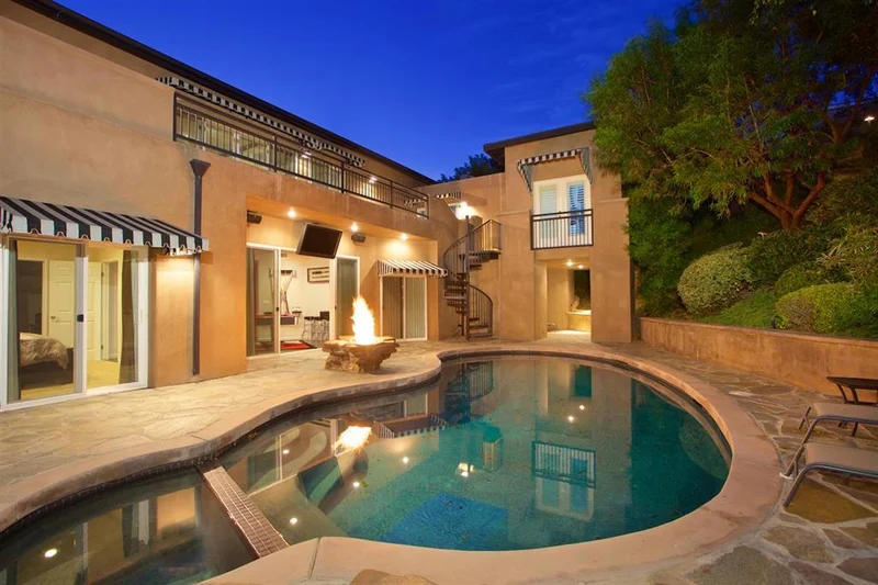 5435 Parkview Drive, La Jolla, CA 92037