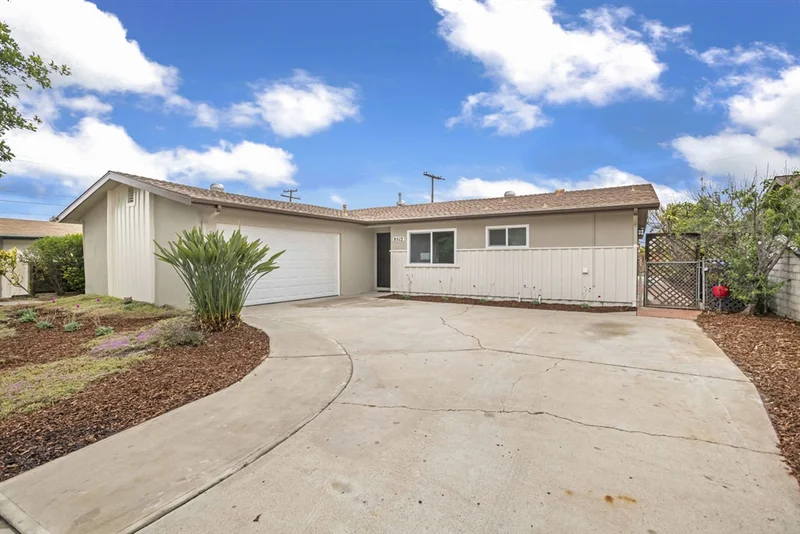 8512 Fensmuir Street, San Diego, CA 92123