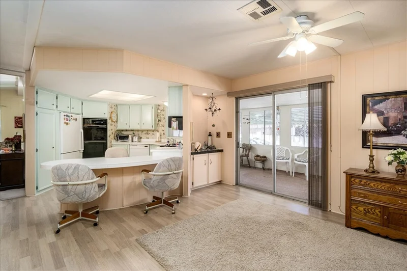 276 El Camino Real #4, Oceanside, CA 92058
