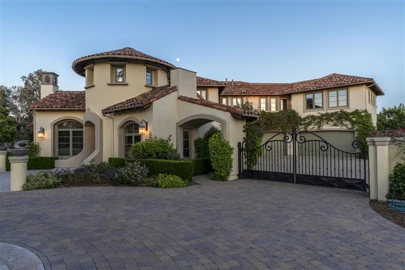 7711 Via Zafiro, Rancho Santa Fe, CA 92067