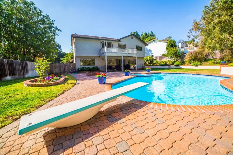 5575 Coral Reef, La Jolla, CA 92037