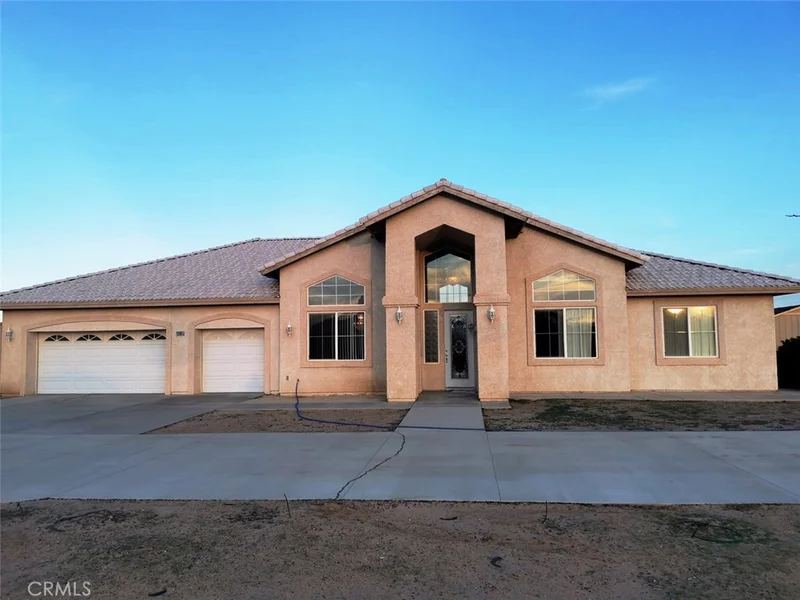11365 De Anza, Victorville, CA 92392