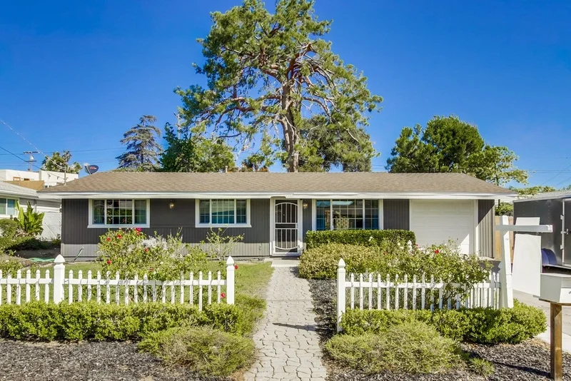 1129 Tylee St., Vista, CA 92083