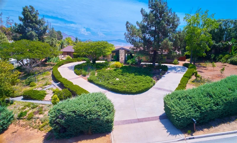 1011 Vista Madera, El Cajon, CA 92019
