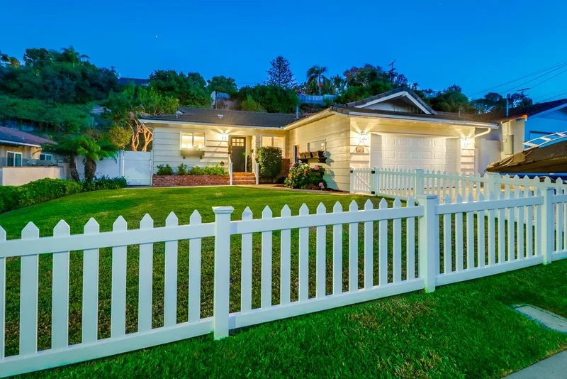 2995 Wing St, San Diego, CA 92110