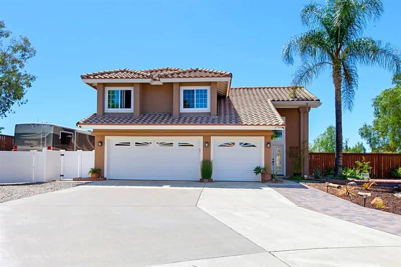 27595 Dandelion Court, Temecula, CA 92591