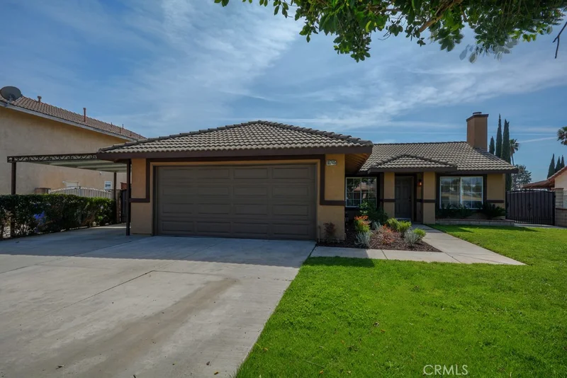 18745 Buckskin, Bloomington, CA 92316