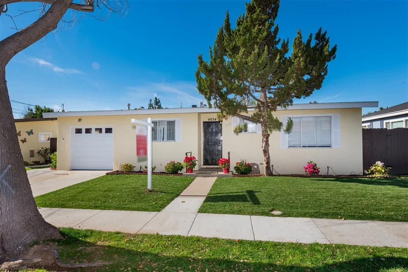 4654 Winnebago Ave, San Diego, CA 92117
