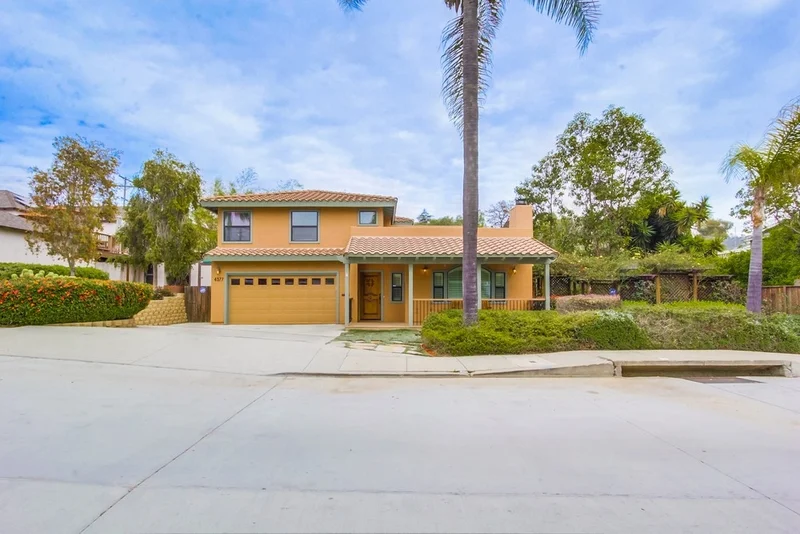 4577 55th St, San Diego, CA 92115