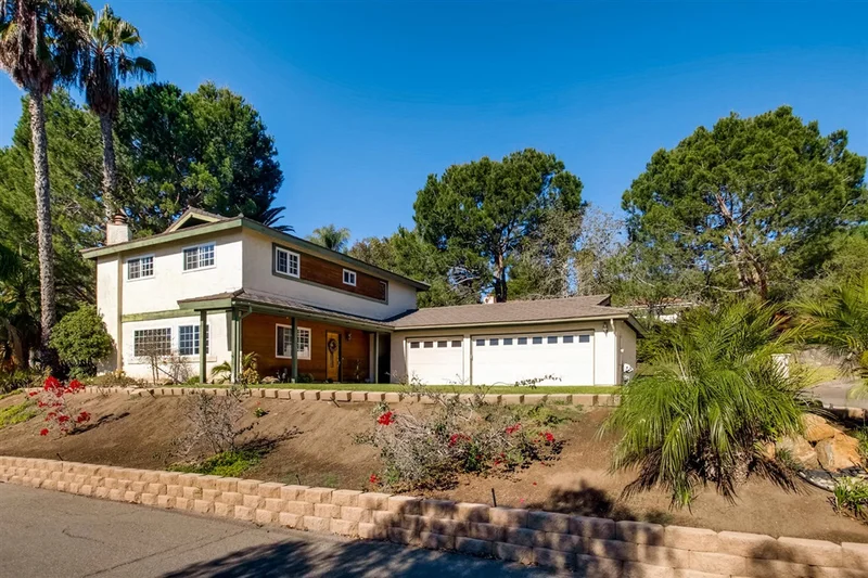 4117 Conrad Dr, Spring Valley, CA 91977