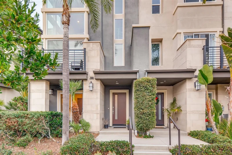 7888 Civita Blvd, San Diego, CA 92108
