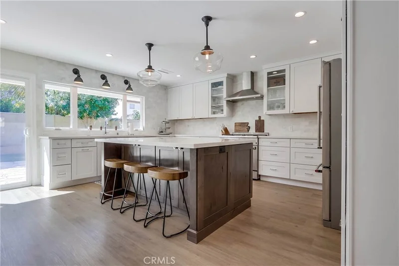 10082 Edye, Huntington Beach, CA 92646