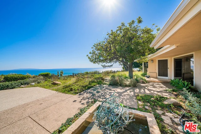 621 Resolano, Pacific Palisades, CA 90272