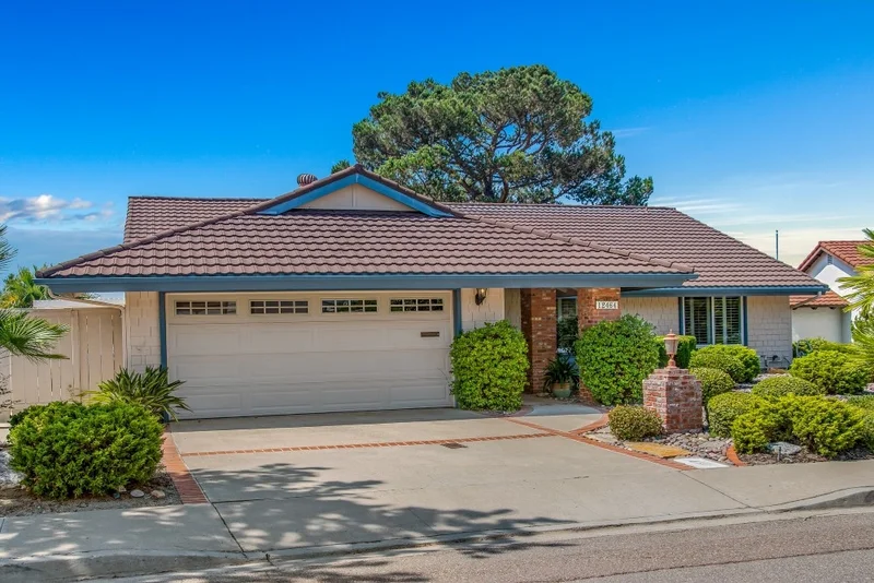 12464 Pomerado Pl, San Diego, CA 92128