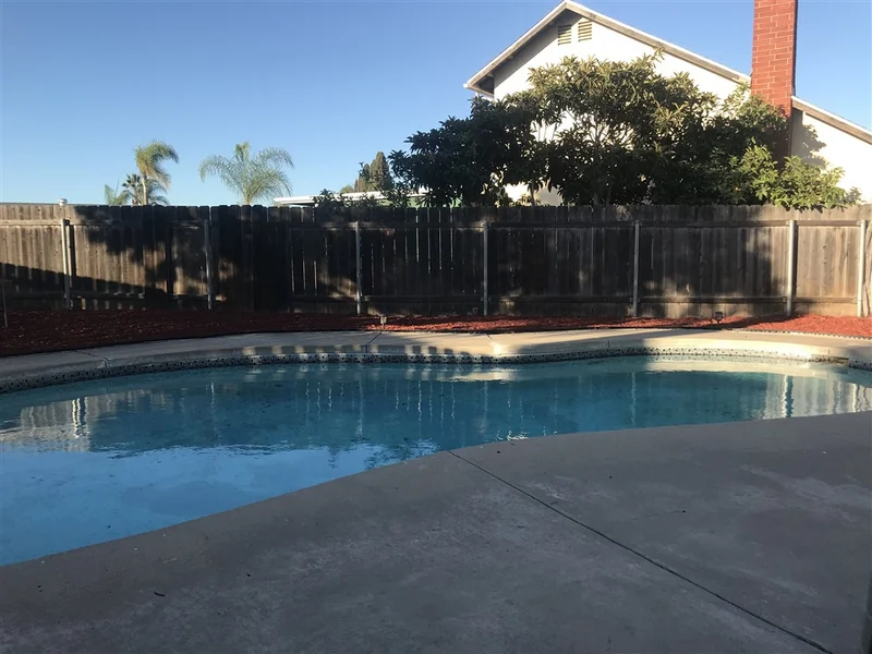 10184 Summerview Ct, San Diego, CA 92126