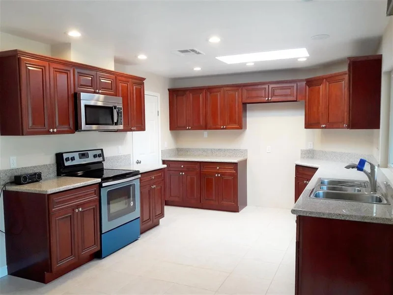 8975 Lawrence Welk Dr. #453, Escondido, CA 92026