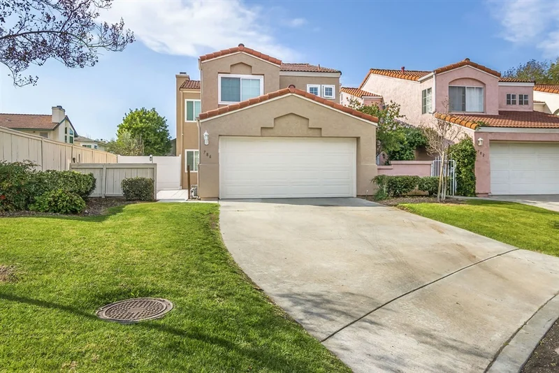 786 Granite Hills Cir, El Cajon, CA 92019