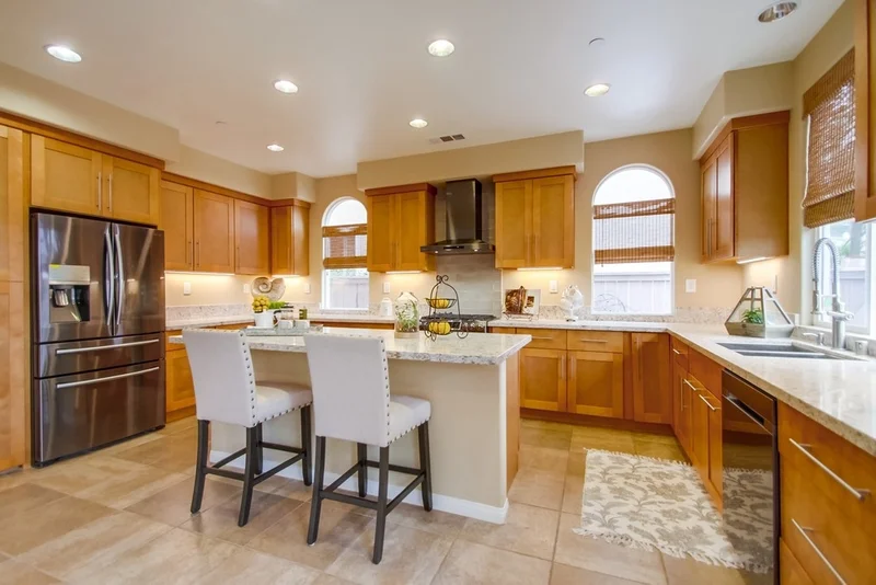 10457 Monterey Ridge Dr, San Diego, CA 92127