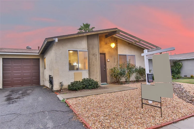 115 Avenida Del Gado, Oceanside, CA 92057