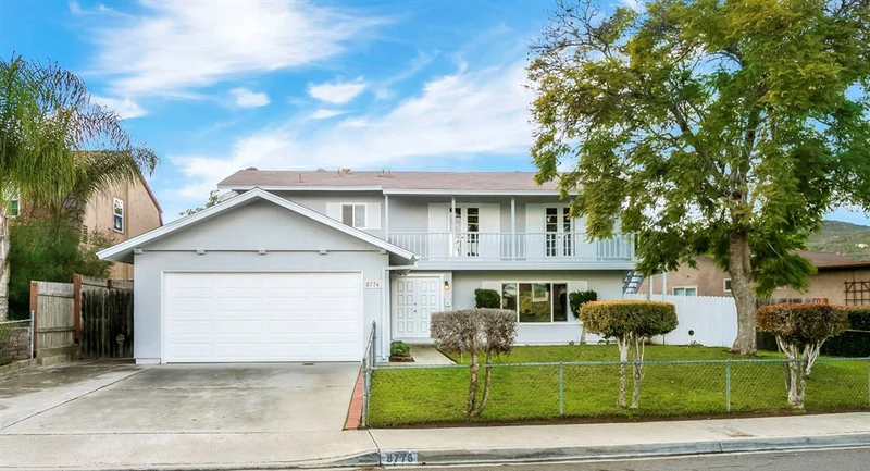 8776 Robles Dr, San Diego, CA 92119