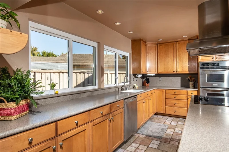 10474 Cheviot Ct, San Diego, CA 92126