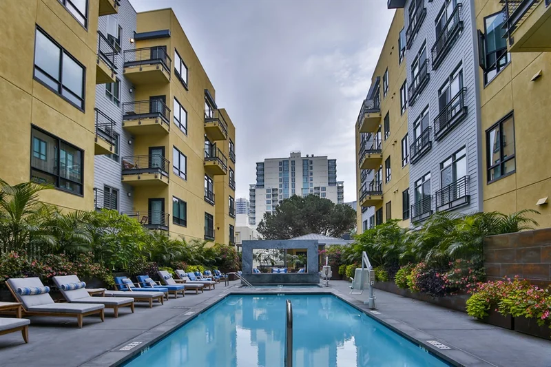 889 Date St. #220, San Diego, CA 92101